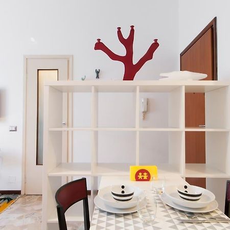 Mauro'S Studio Apartment Milan Luaran gambar