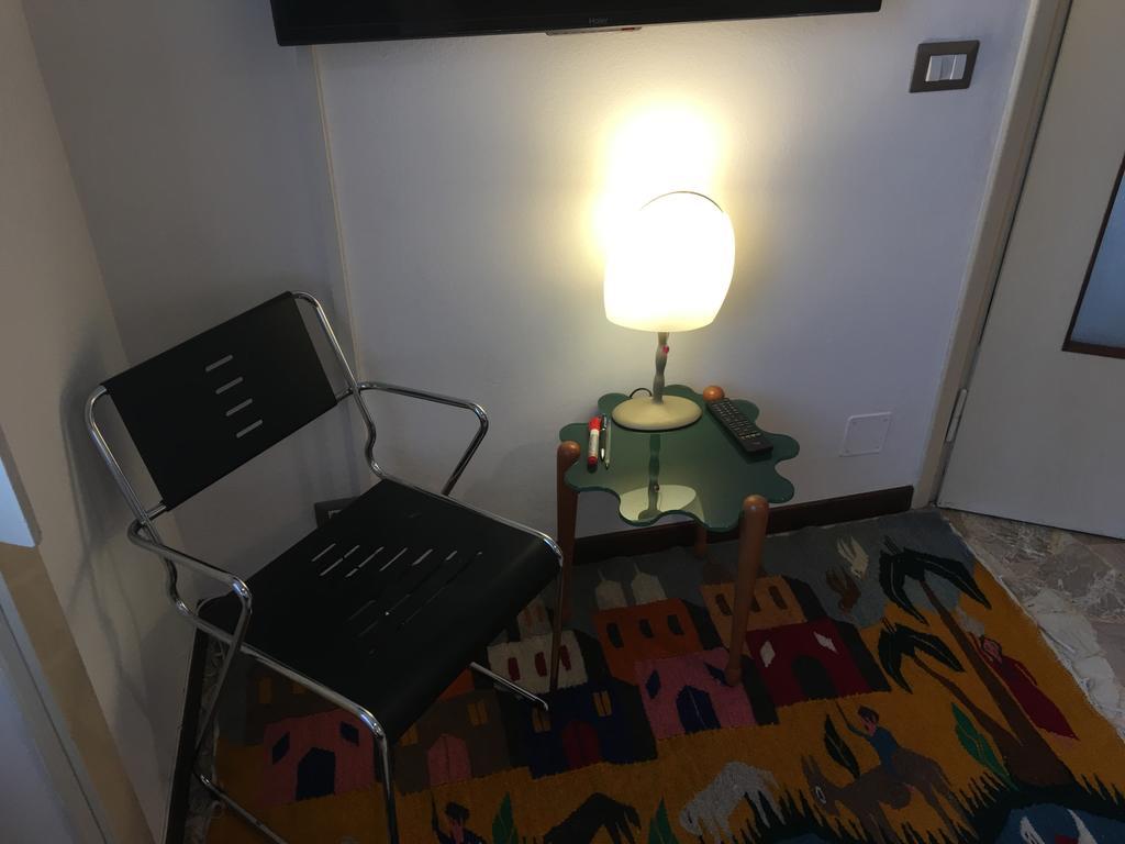 Mauro'S Studio Apartment Milan Luaran gambar